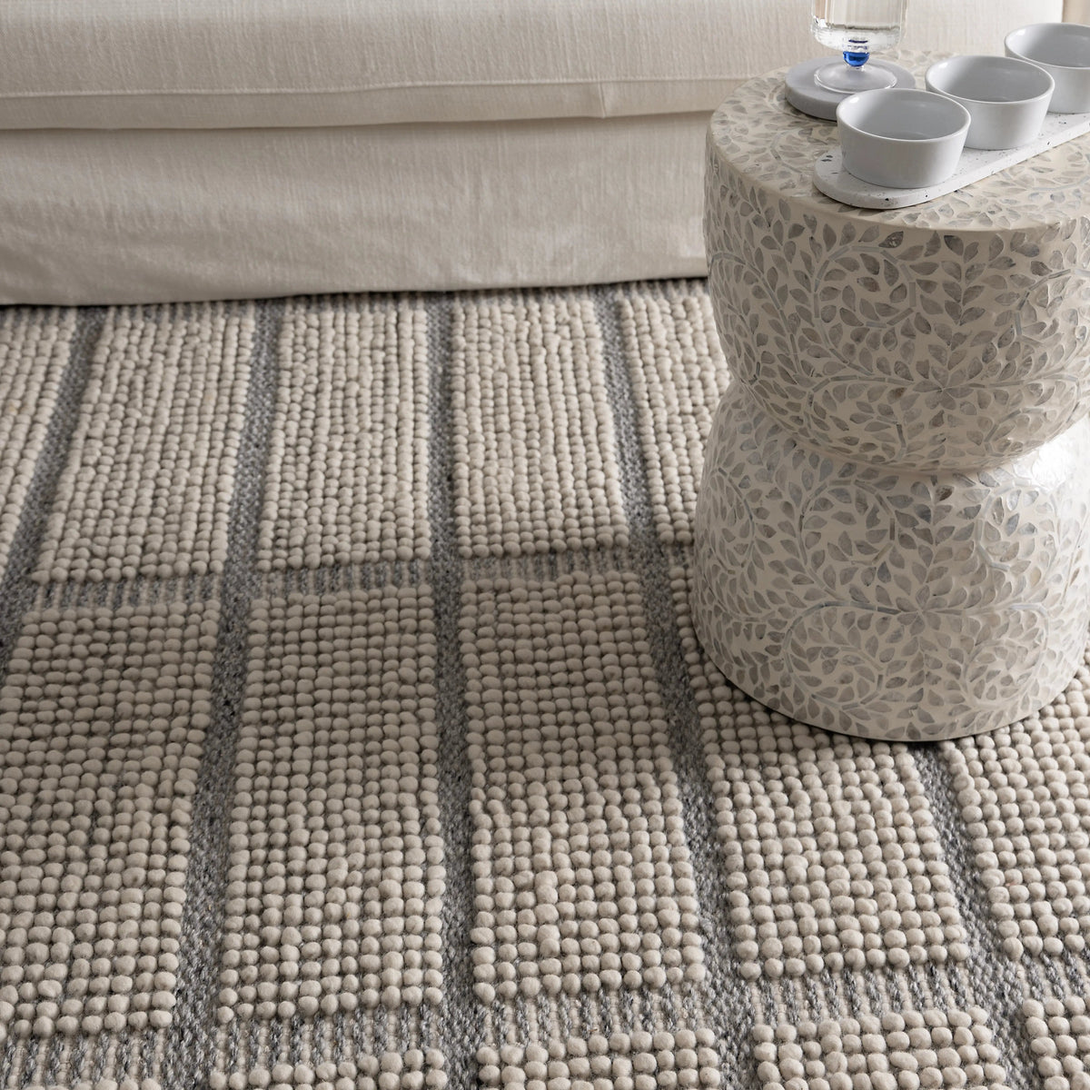 Albany Ivory Grey Wool Rug | Rug texture and styling detail