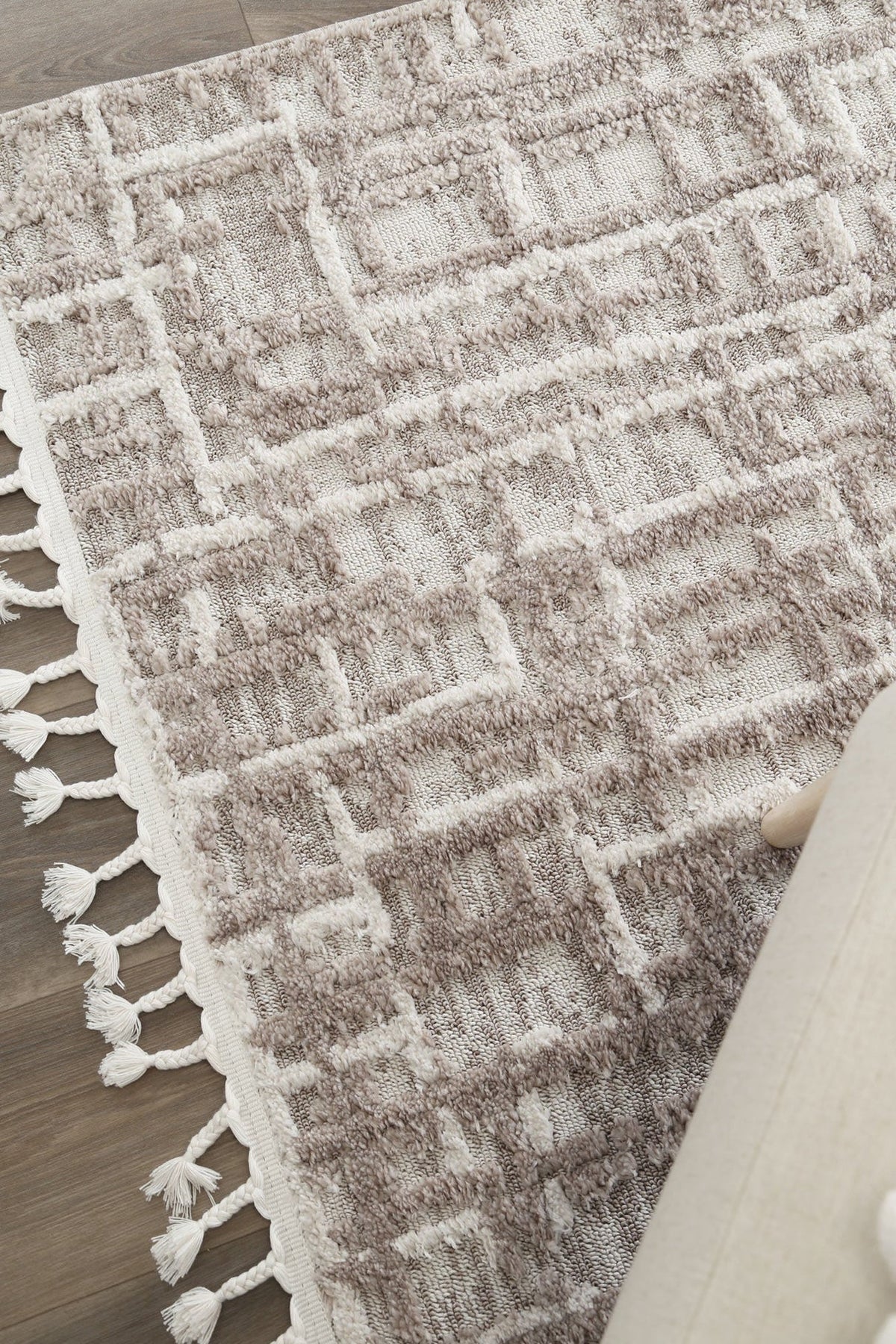 Bilbao Kubra Contemporary Beige Rug — additional product photo