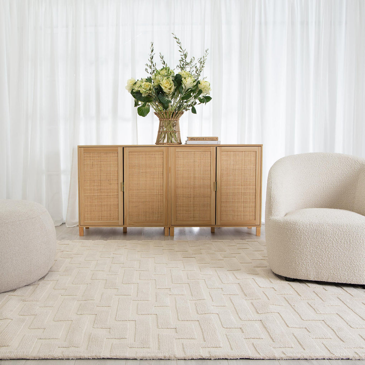 Kendra Pyra Rug Ivory – product gallery photograph 2