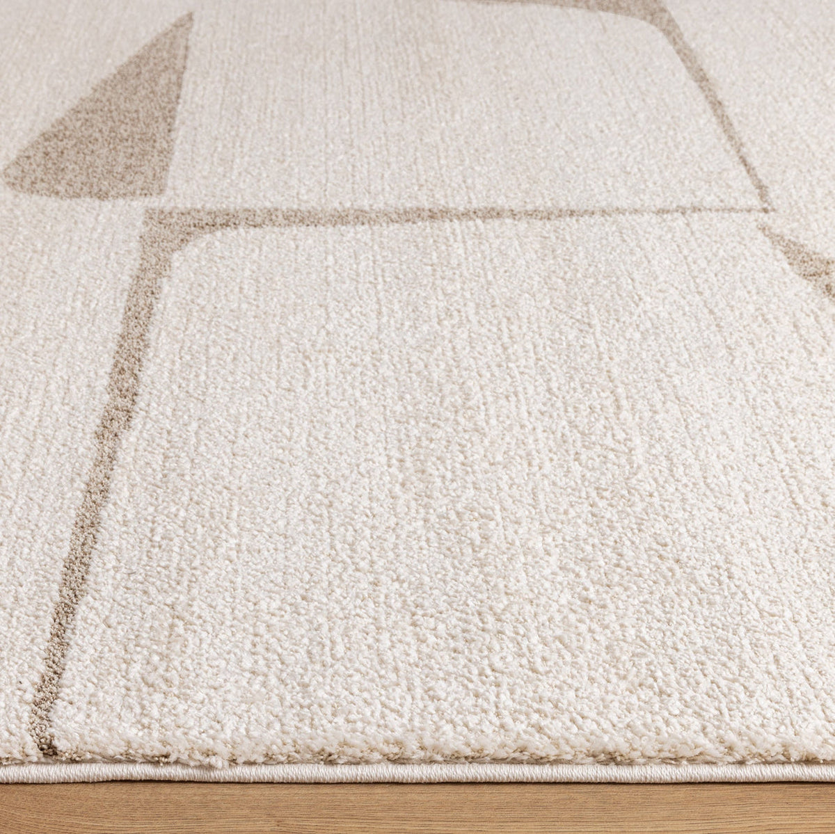 Loki Abstract Beige Rug – design detail