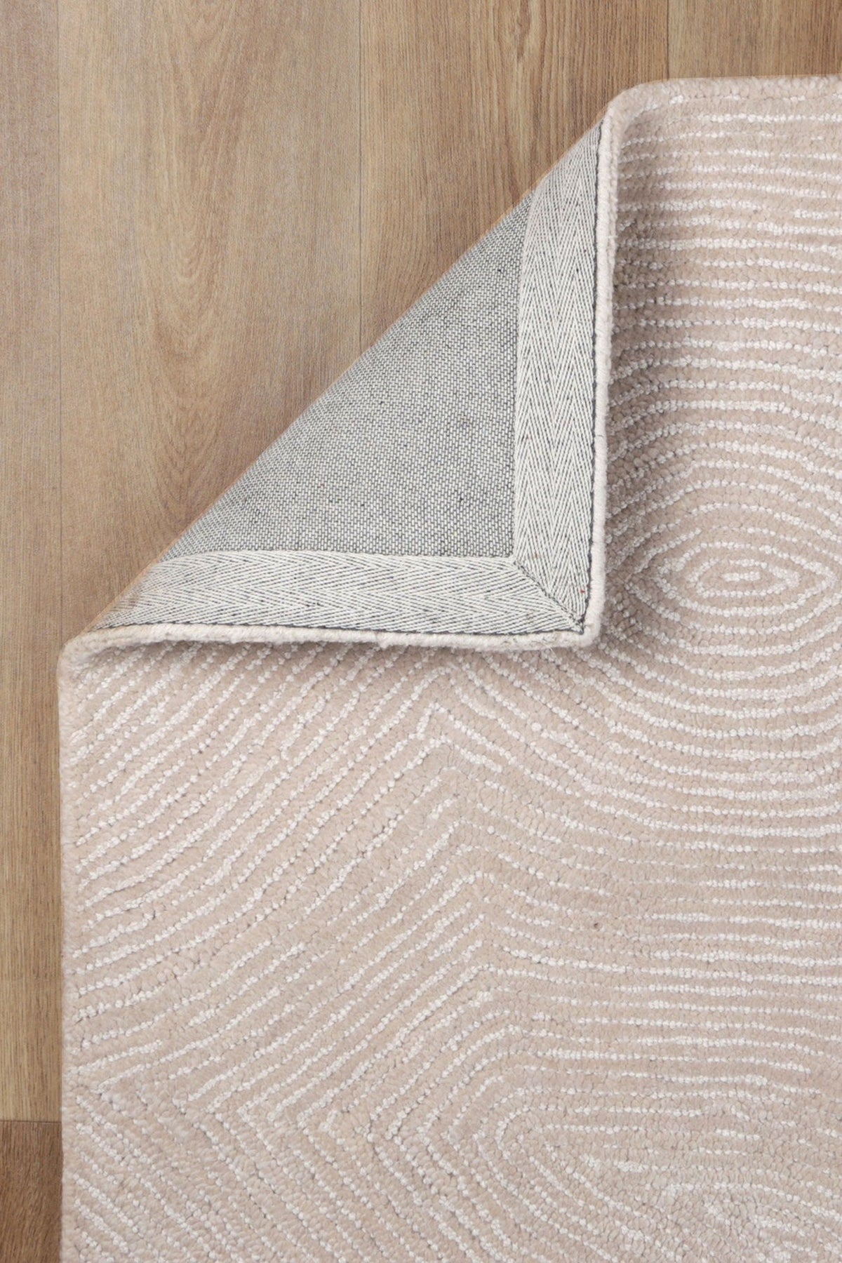 Loran Handtufted Wool Natural Rug — product photograph 5