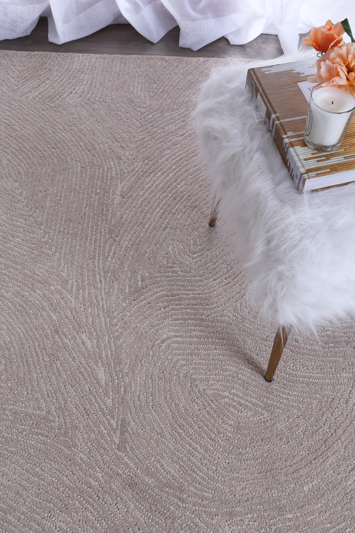 Loran Handtufted Wool Natural Rug — product photograph 3